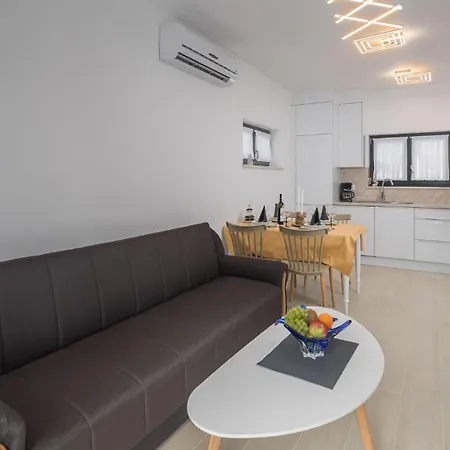 Lovely In With Wifi * Poreč